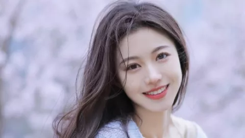 迪丽热巴G社摄影作品